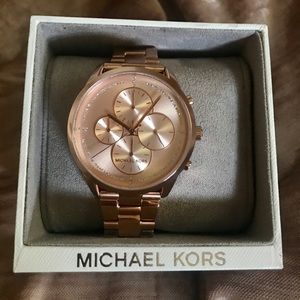 Michael Kors Rose Gold a Women's Watch
